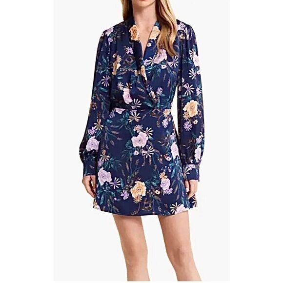 Lost +‎ Wander Navy Floral Faux Wrap Dress Size Medium NWT - Picture 1 of 11